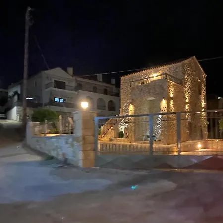 La Tore Di Montenegro Вилла Гитион