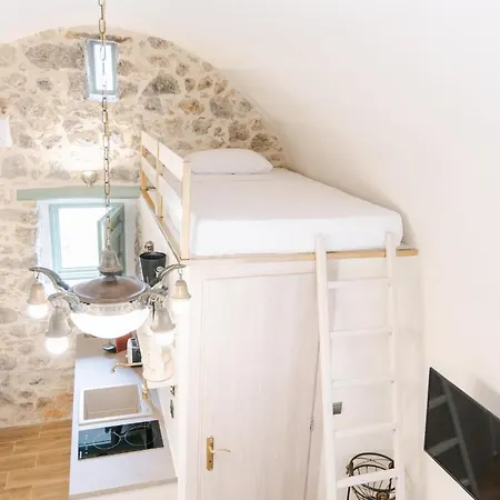 La Tore Di Montenegro Gythio