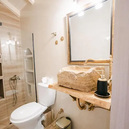 La Tore Di Montenegro * Gythio