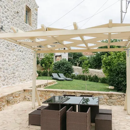 La Tore Di Montenegro Villa Gythio