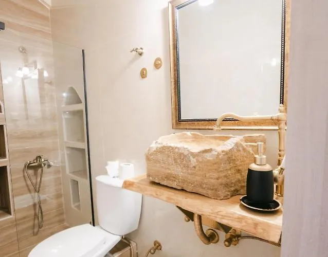 La Tore Di Montenegro * Гитион