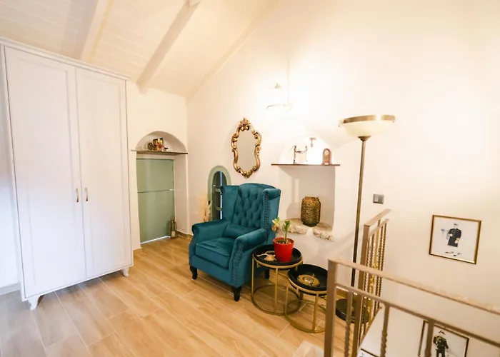 Вилла La Tore Di Montenegro Гитион